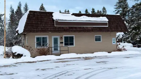 Hessel Office and Retail Space