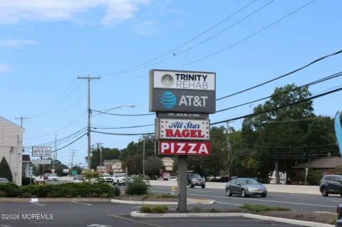 Single-Level Retail Space