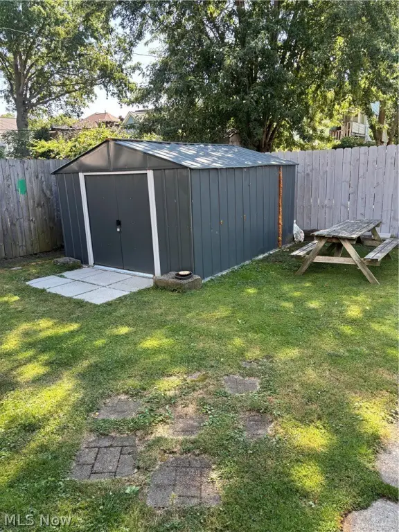 Picture 5