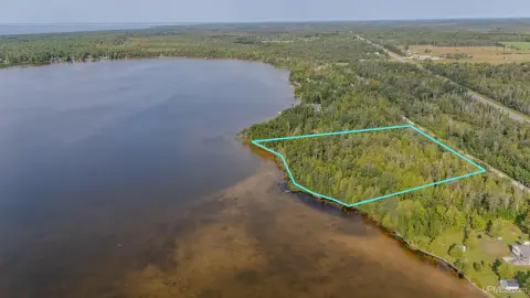 Gulliver Lake Waterfront Land