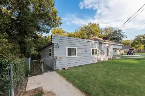 Denton Duplex Near Downtown & UNT