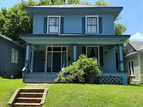 Shreveport Duplex with Income Potential