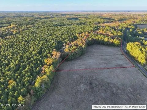 8-Acre Land Parcel in Whiteville