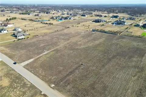 Residential Land in Windsor Neighborhood