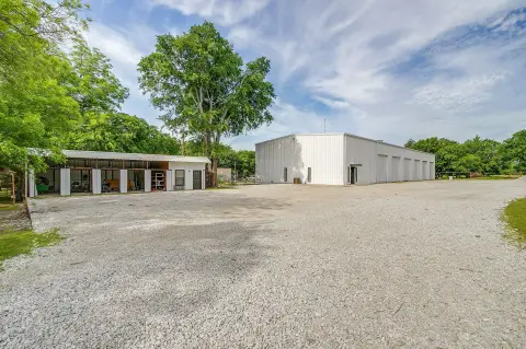 Industrial Flex Property