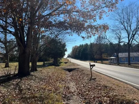 Prime Corner Lot Near University