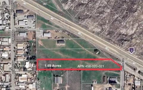 Spacious Residential Lot on Highway 74