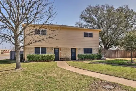 Fort Worth Duplex with Income