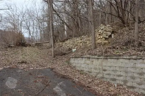 Land with Mississippi River View