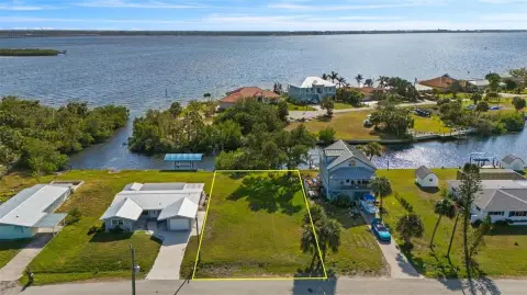 Punta Gorda Vacant Waterfront Lot