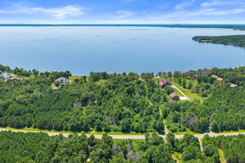 Waterfront Lot on Lake Petenwell