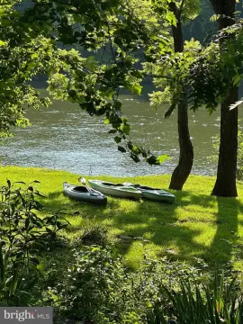 Shenandoah Riverfront Recreation Land