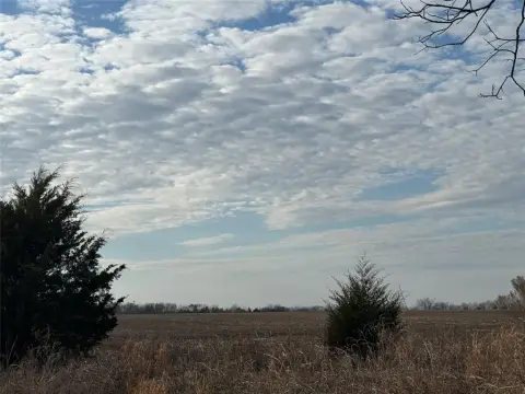 Versatile Land in Red River County