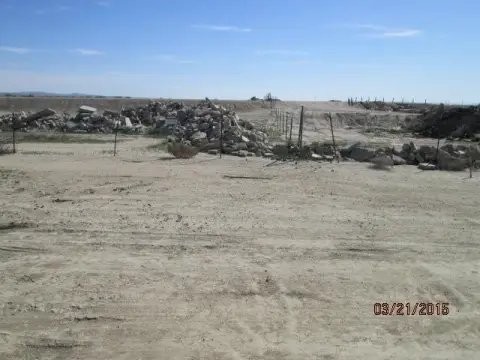 Rosamond Land Parcel For Sale