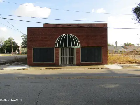 New Iberia Live/Work Opportunity