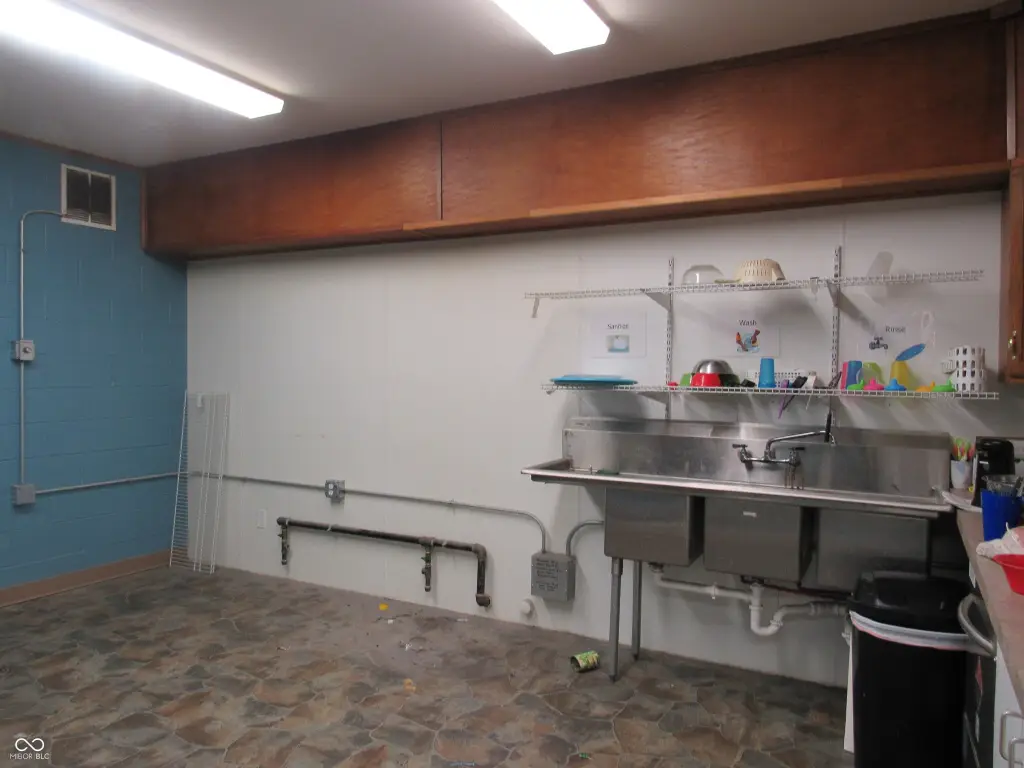 Picture 16
