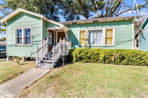 Downtown Lafayette Office with Parking