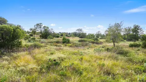 5.01 Acre Lot in Texas Hill Country