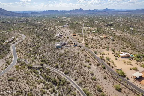 Cave Creek Land in Ocotillo