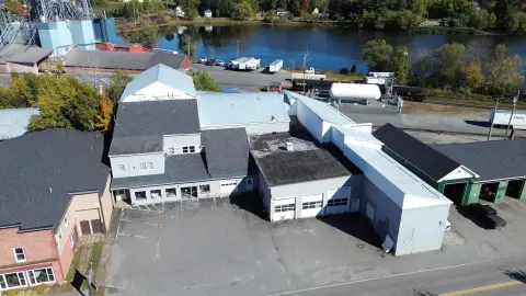 Mixed-Use Property with Oversized Garage