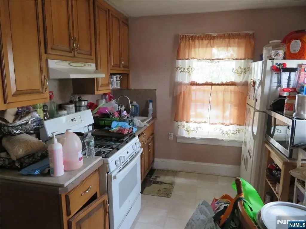 Picture 30