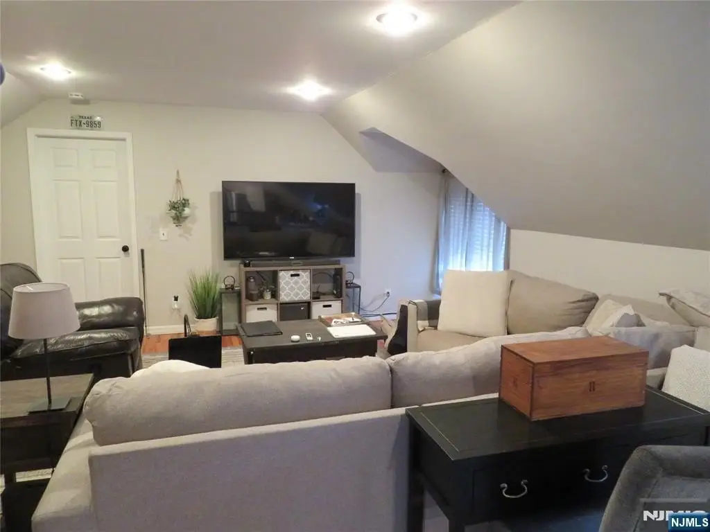 Picture 12