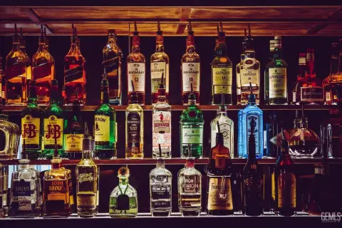 Established Turn-Key Bar Opportunity