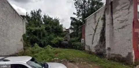 Residential Lot in North Philly