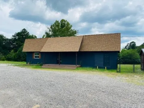 Commercial Property with Mountain Views