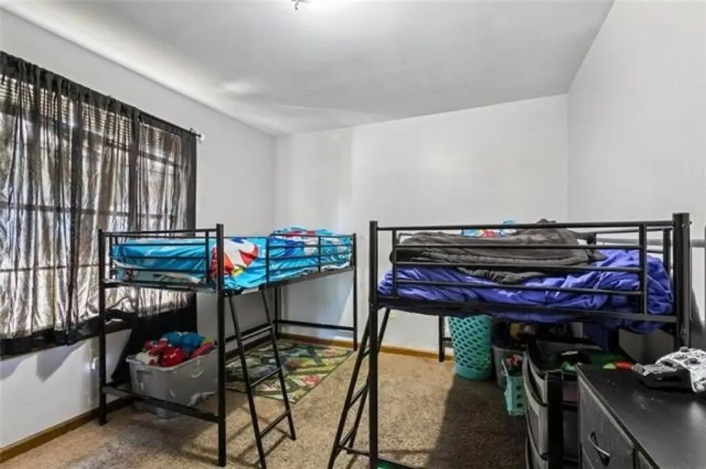Picture 19