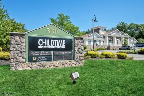 Bright Office Space with Amenities