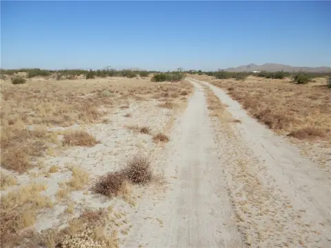 Palmdale Vacant Land with Views