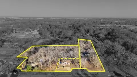 Commercial Land in Olive Branch