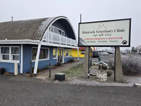 Redmond Retail/Office Building For Sale