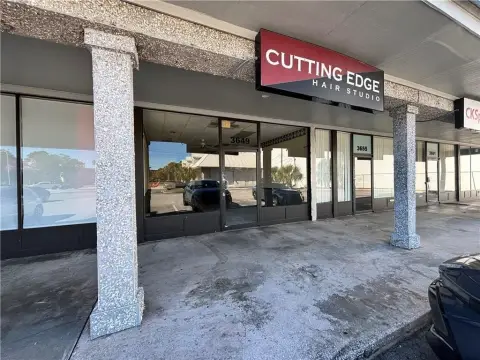 Retail Space in Varsity Plaza