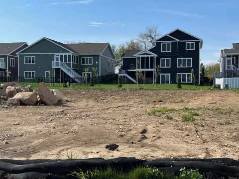 Middleton Homesite in Desirable Location