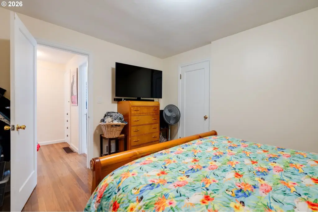 Picture 8