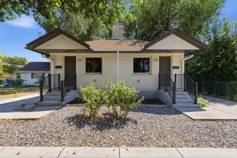 Remodeled Duplex with Private Backyard
