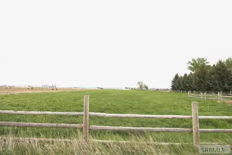 Residential Land in Riverside Community