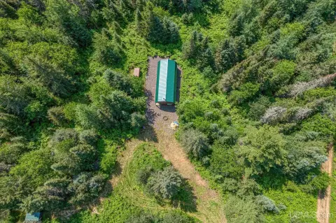 Hunting Land with Off-Grid Cabin