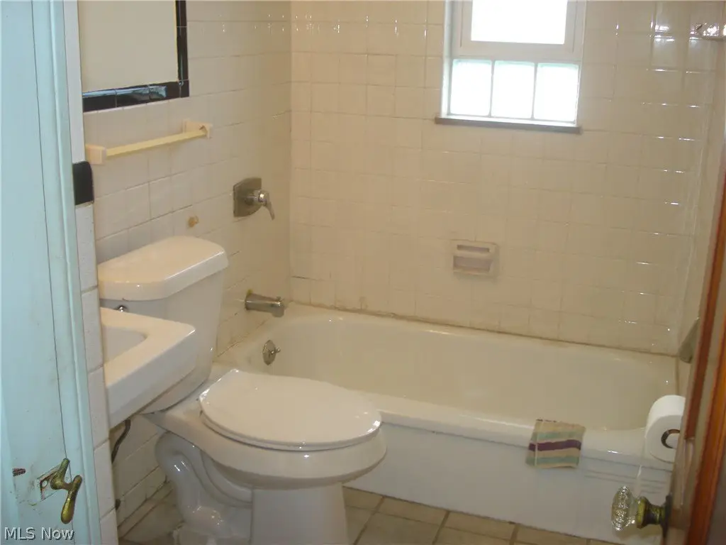 Picture 9