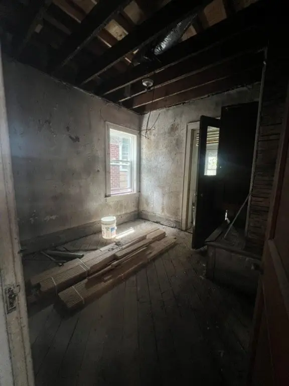 Picture 8