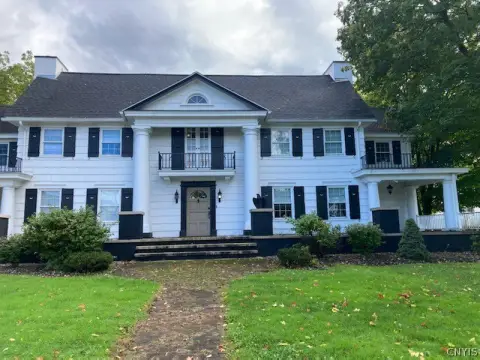 Flex Space with Shared Amenities