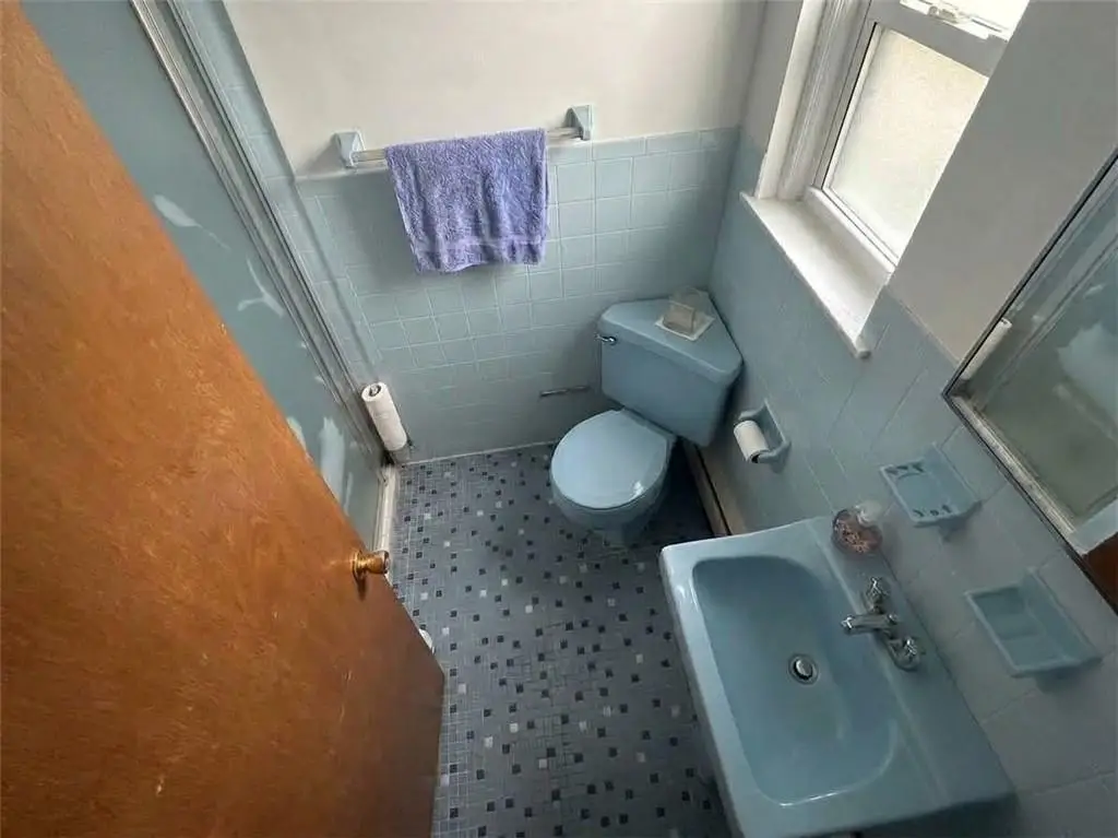 Picture 12