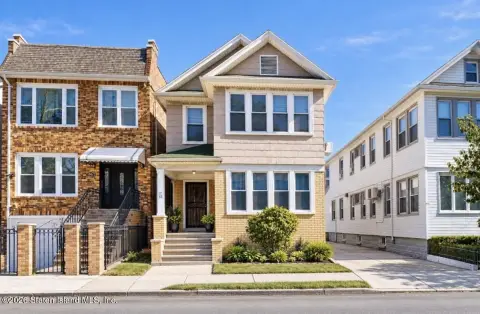 Detached Two-Family Duplex