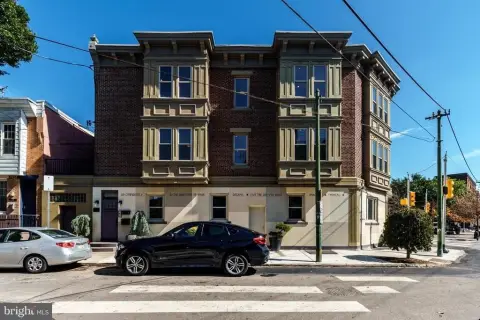 Passyunk Square Mixed-Use Corner Property