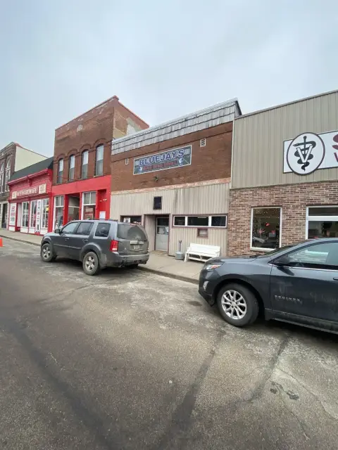Turn-Key Tavern with Apartment