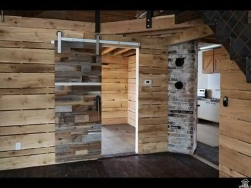 Picture 12