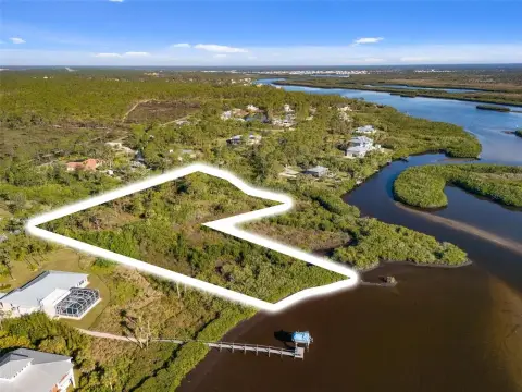 Waterfront Land Near Myakka River
