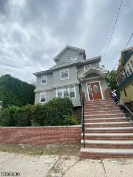 Newark City Multi-Family Triplex